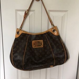 Louis Vuitton Monogram Galliera PM canvas hobo bag